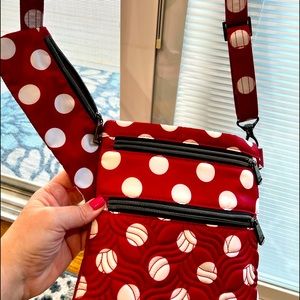 Lug Skipper SE Crossbody Bag in Crimson Dot